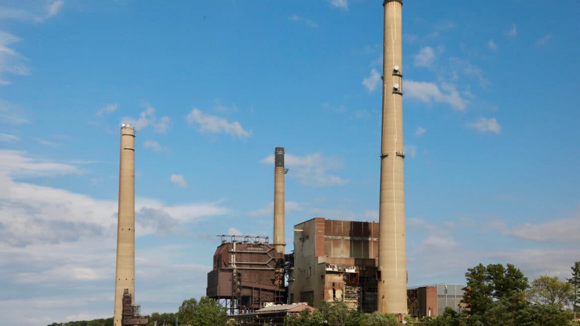 Trump admin tries again to revive dying coal industry
