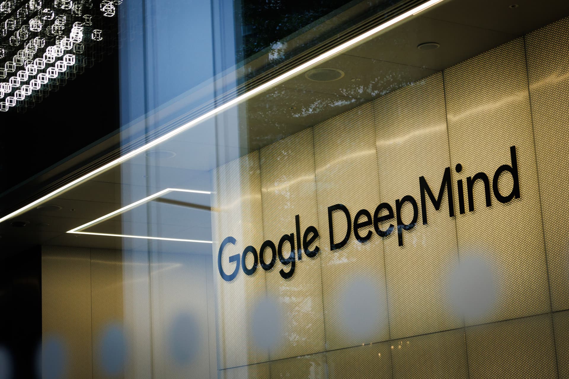 Google DeepMind Workers Vote to Unionize Over Military AI Deals