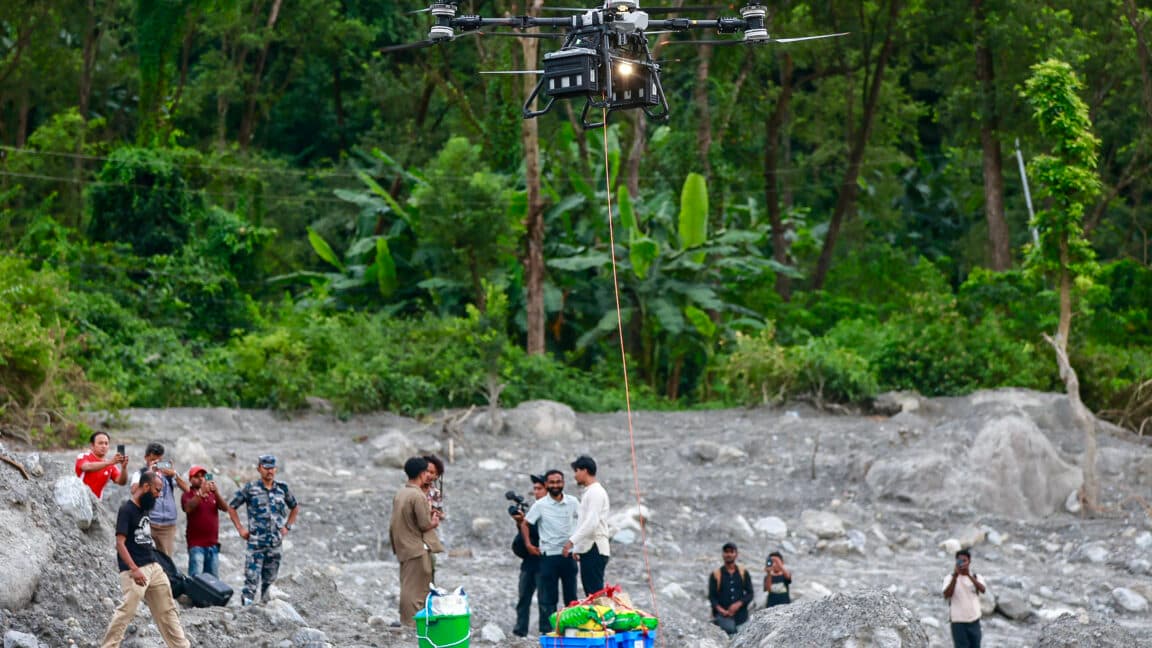 China’s drone supremacy shows in airlifting bodies and food after Nepal flood disaster