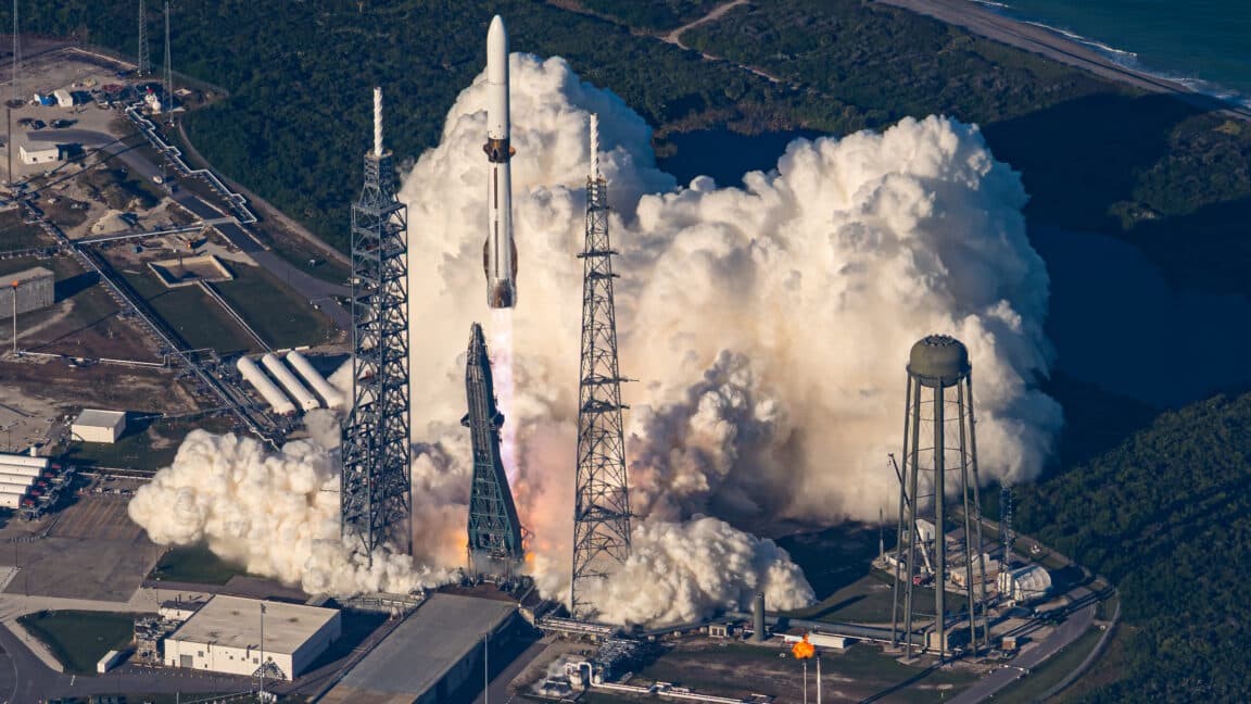 Here's why the failure of Blue Origin's New Glenn rocket is so catastrophic