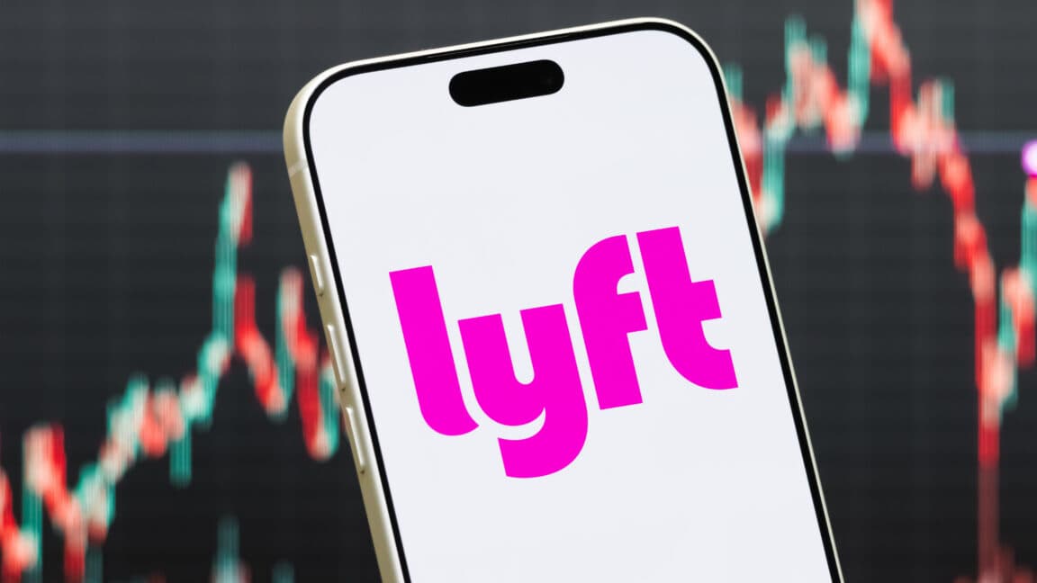 Lyft settles landmark driver misclassification lawsuit for $272.5M