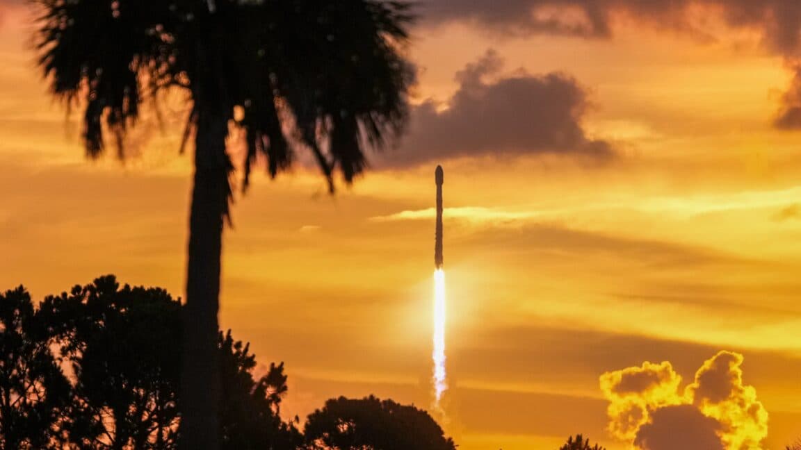 Rocket Report: Blue Origin explosion still making headlines; Impulse raises money