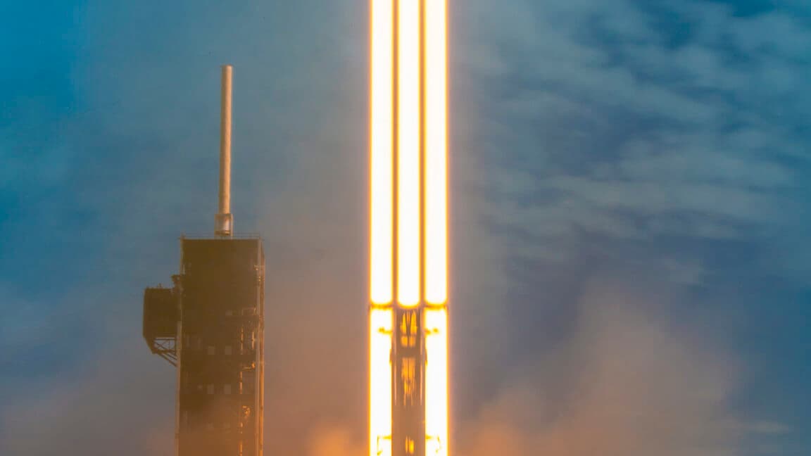 Rocket Report: Falcon Heavy is back; Russia's Soyuz-5 finally debuts