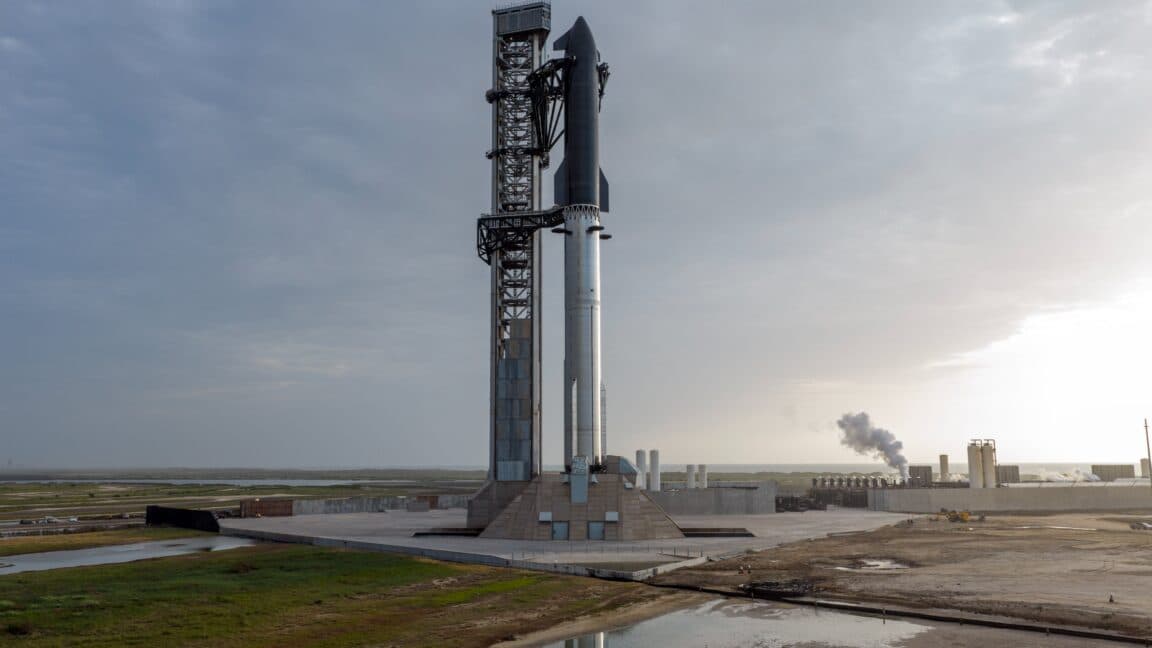 Rocket Report: India's Vikram-1 nears debut flight; AST to become rocket company?