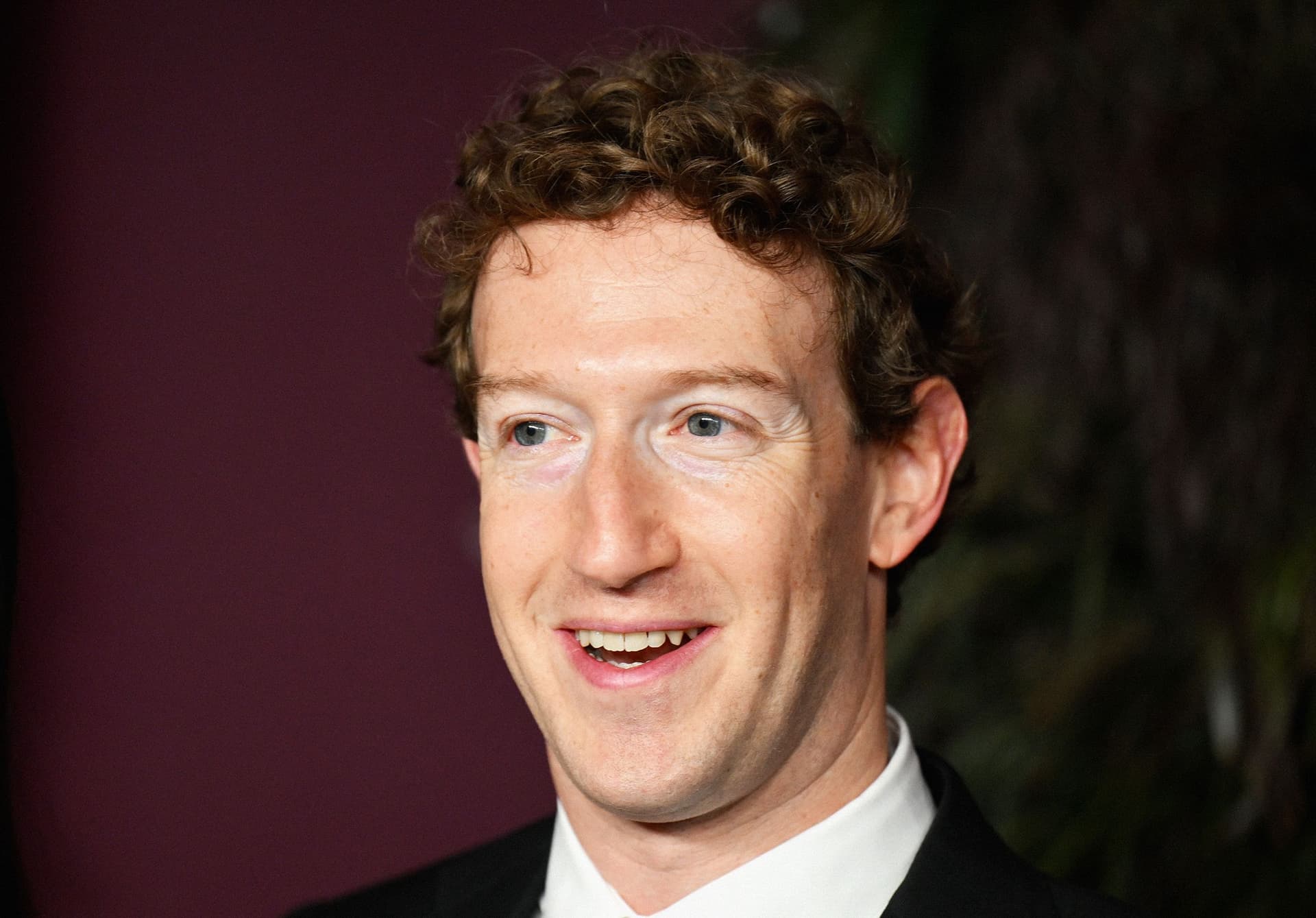Meta’s New AI Model Gives Mark Zuckerberg a Seat at the Big Kid’s Table
